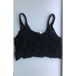 • knitted crop tank •